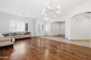 2007 W Blaylock Dr, Phoenix, AZ 85085 - Photo 6