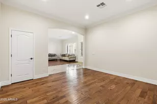 2007 W Blaylock Dr, Phoenix, AZ 85085 - Photo 10