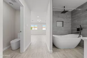 8202 E Whitton Ave, Scottsdale, AZ 85251 - Photo 12