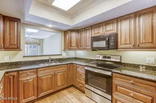 7923 E Vista Dr, Scottsdale, AZ 85250 - Photo 16