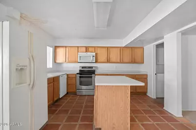 2816 E Vista Drive, Phoenix, AZ 85032 - Photo 2