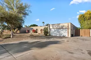 2816 E Vista Dr, Phoenix, AZ 85032 - Photo 18