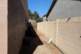 15263 W Country Gables Dr, Surprise, AZ 85379 - Photo 52