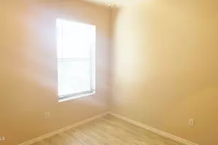 1373 S Wagon Wheel Ct, Chandler, AZ 85286 - Photo 32