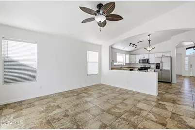 823 E Mountain View Road, San Tan Valley, AZ 85143 - Photo 12