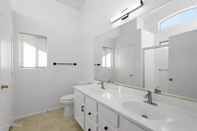 823 E Mountain View Road, San Tan Valley, AZ 85143 - Photo 18