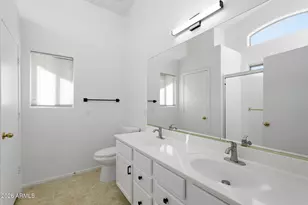 823 E Mountain View Rd, San Tan Valley, AZ 85143 - Photo 18