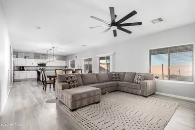 12362 W Highland Avenue, Avondale, AZ 85392 - Photo 8