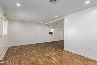 4805 S 35th Drive, Phoenix, AZ 85041 - Photo 6