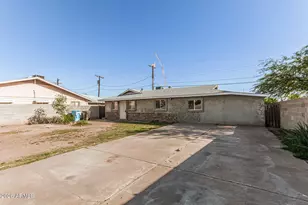 4805 S 35th Dr, Phoenix, AZ 85041 - Photo 4