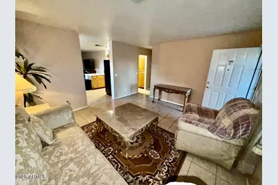 10705 W Montecito Avenue, Phoenix, AZ 85037 - Photo 4