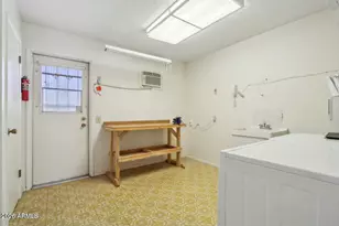 9706 W Long Hills Dr, Sun City, AZ 85351 - Photo 12