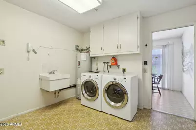 9706 W Long Hills Drive, Sun City, AZ 85351 - Photo 10