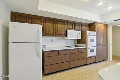 9706 W Long Hills Drive, Sun City, AZ 85351 - Photo 8