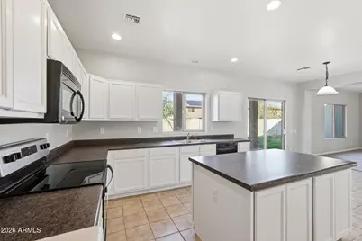 33728 S Colony Drive, Red Rock, AZ 85145 - Photo 12