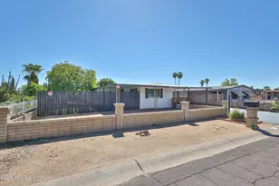 437 E Annette Dr, Phoenix, AZ 85022 - Photo 2
