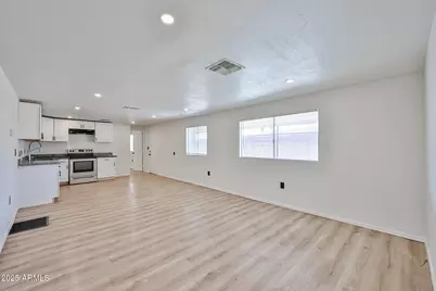 437 E Annette Drive, Phoenix, AZ 85022 - Photo 4