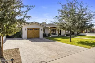 3727 E Clarendon Ave, Phoenix, AZ 85018 - Photo 20