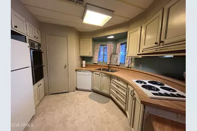 10960 N 67th Avenue #81, Glendale, AZ 85304 - Photo 10