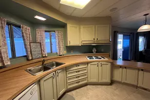 10960 N 67th Ave, Glendale, AZ 85304 - Photo 8