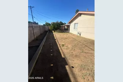 3827 E Vernon Avenue, Phoenix, AZ 85008 - Photo 6