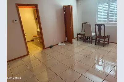 3827 E Vernon Avenue, Phoenix, AZ 85008 - Photo 2