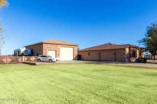 494 W Via De Palmas, San Tan Valley, AZ 85140 - Photo 2