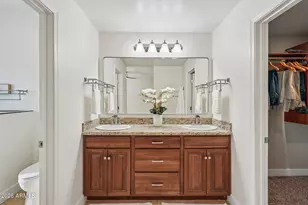 4317 E Glenrosa Ave, Phoenix, AZ 85018 - Photo 14