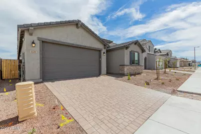 8529 S 67th Drive, Laveen, AZ 85339 - Photo 2