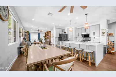 25084 N 68th Avenue, Peoria, AZ 85383 - Photo 4