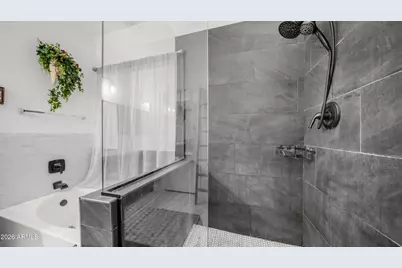 25084 N 68th Avenue, Peoria, AZ 85383 - Photo 24