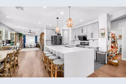 25084 N 68th Avenue, Peoria, AZ 85383 - Photo 8