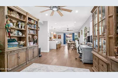 25084 N 68th Avenue, Peoria, AZ 85383 - Photo 14