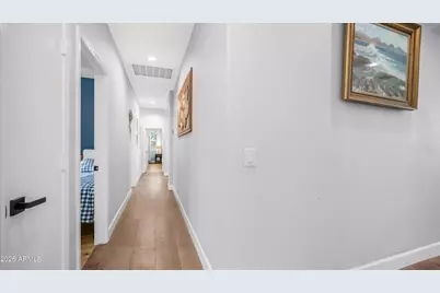 25084 N 68th Avenue, Peoria, AZ 85383 - Photo 18