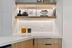 4928 E Paradise Ln, Scottsdale, AZ 85254 - Photo 12