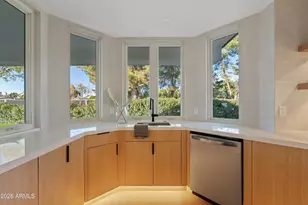 4928 E Paradise Ln, Scottsdale, AZ 85254 - Photo 12