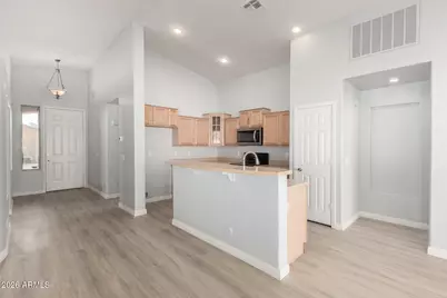 3230 S 74th Lane, Phoenix, AZ 85043 - Photo 10