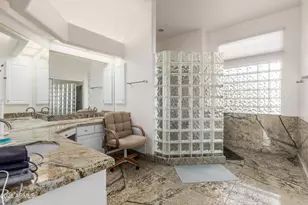 2723 E Acoma Dr, Phoenix, AZ 85032 - Photo 20