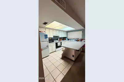 4151 W Shaw Butte Drive, Phoenix, AZ 85029 - Photo 1