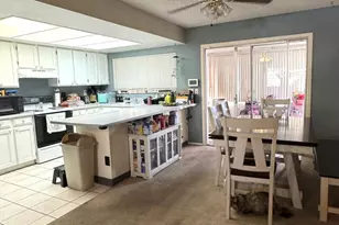 4151 W Shaw Butte Dr, Phoenix, AZ 85029 - Photo 4