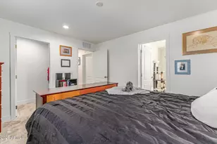 2060 N Center St, Mesa, AZ 85201 - Photo 14