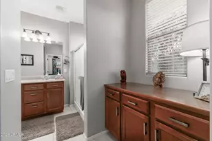 12642 W Pinnacle Vista Dr, Peoria, AZ 85383 - Photo 20