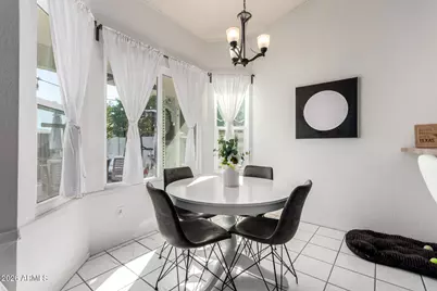 15651 N 39th Place, Phoenix, AZ 85032 - Photo 14