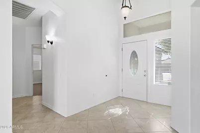 12922 W Cheery Lynn Road, Avondale, AZ 85392 - Photo 2