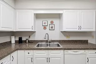 2064 S Farnsworth Dr, Mesa, AZ 85209 - Photo 14