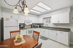 2064 S Farnsworth Dr, Mesa, AZ 85209 - Photo 12