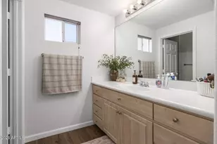 7401 W Arrowhead Clubhouse Dr, Glendale, AZ 85308 - Photo 18