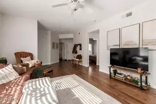 7401 W Arrowhead Clubhouse Dr, Glendale, AZ 85308 - Photo 2