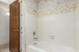 650 E Malibu Dr, Tempe, AZ 85282 - Photo 20