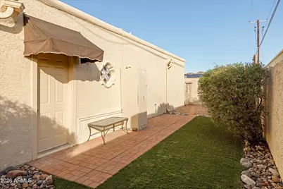 2717 E Shaw Butte Drive, Phoenix, AZ 85028 - Photo 24